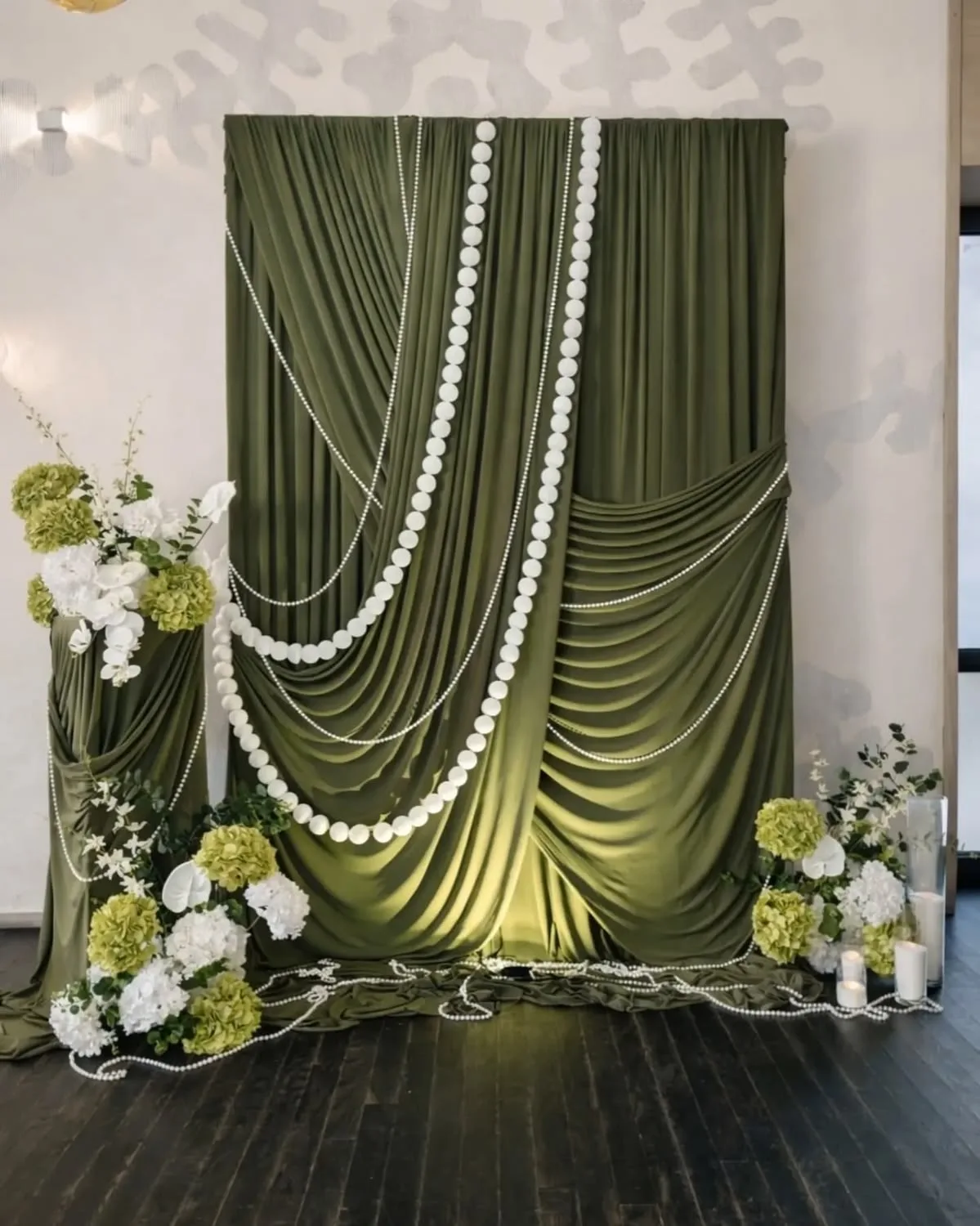 Olive & Pearl Backdrop